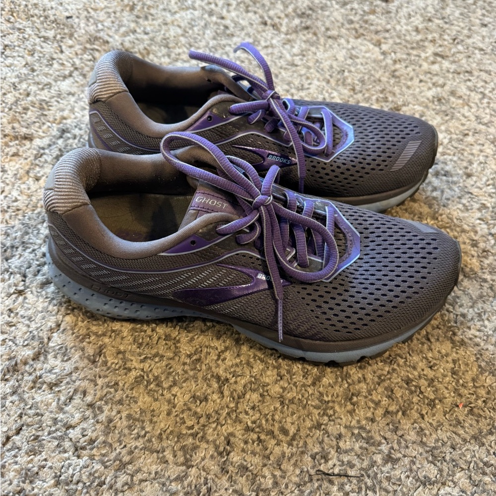 Brooks Women's Athletic Shoes - Purple and Gray